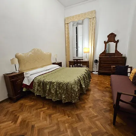 Incantevole Con Loggia Sui Tetti Апартаменти *