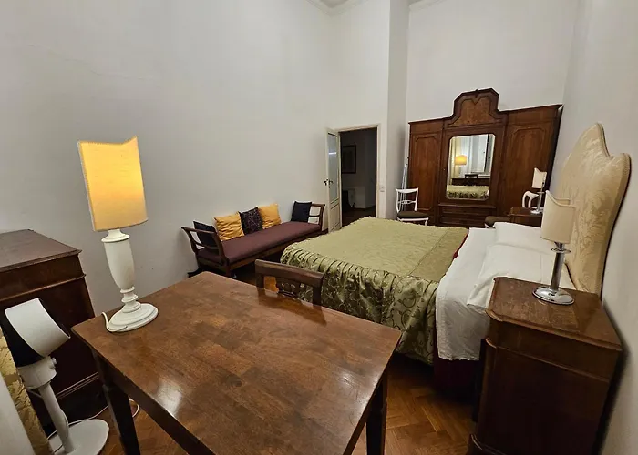 Incantevole Con Loggia Sui Tetti Apartment