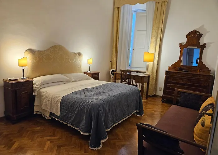 Incantevole Con Loggia Sui Tetti *