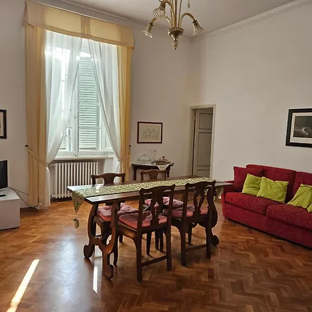 Incantevole Con Loggia Sui Tetti * סיינה