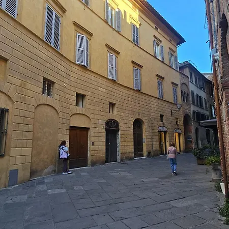 Incantevole Con Loggia Sui Tetti *