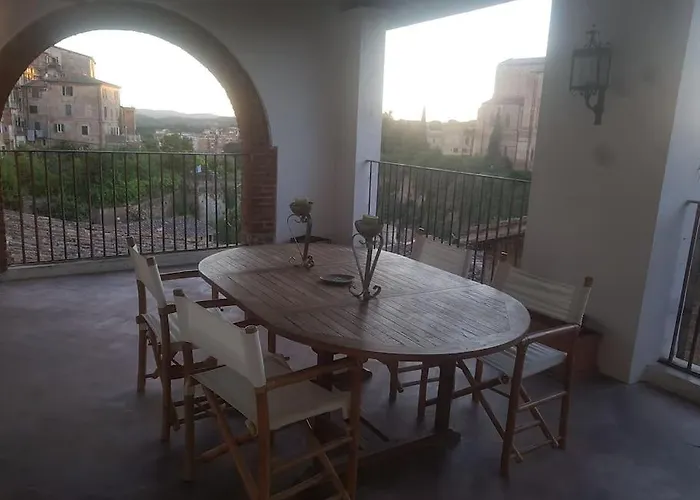 Lägenhet Incantevole Con Loggia Sui Tetti