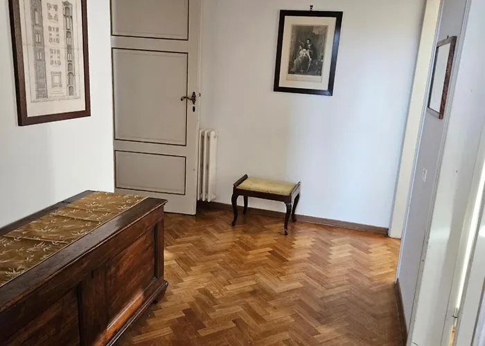 Lägenhet Incantevole Con Loggia Sui Tetti